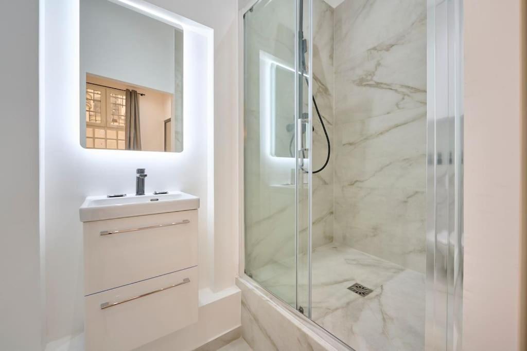 Marais - Modern Apartment Παρίσι Εξωτερικό φωτογραφία